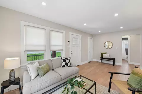 4637 Hunt Rd, Blue Ash, OH 45242 photo 7