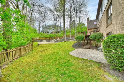 Exterior - 8900 Terwilligers Trl, Montgomery, OH 45249 photo 3 of 7