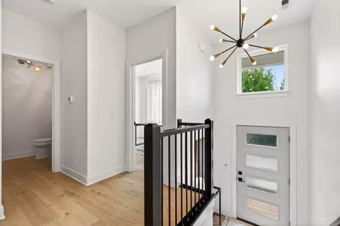 Entry Way - 271 Strader Ave, Cincinnati, OH 45226 photo 1 of 2