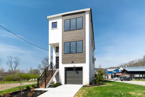 Exterior - 271 Strader Ave, Cincinnati, OH 45226 photo 4 of 5