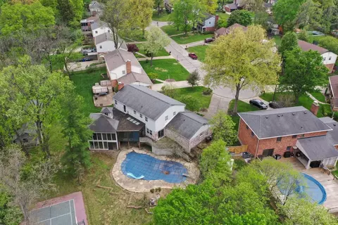 View/Area - 9566 Galecrest Dr, Cincinnati, OH 45231 photo 8 of 8
