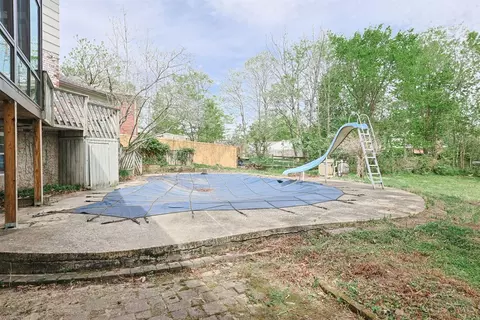Exterior - 9566 Galecrest Dr, Cincinnati, OH 45231 photo 15 of 22