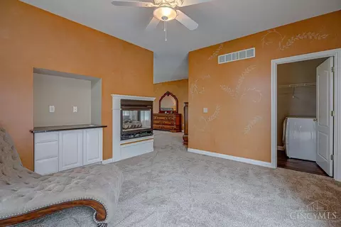 Bedroom - 218 Random Dr, Hamilton, OH 45013 photo 4 of 8