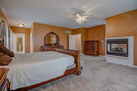 Bedroom - 218 Random Dr, Hamilton, OH 45013 photo 2 of 8