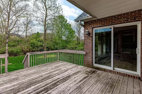 Exterior - 218 Random Dr, Hamilton, OH 45013 photo 8 of 14