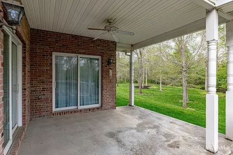 Exterior - 218 Random Dr, Hamilton, OH 45013 photo 6 of 14