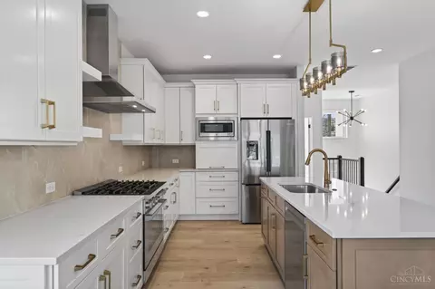 Kitchen - 269 Strader Ave, Cincinnati, OH 45226 photo 1 of 2