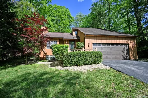 3487 Holly Ridge Dr, Cincinnati, OH 45245