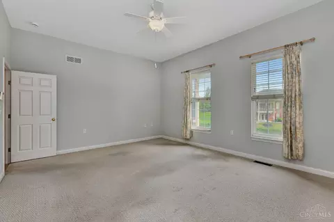 Bedroom - 8241 Abbott Ln, Cincinnati, OH 45249 photo 4 of 8