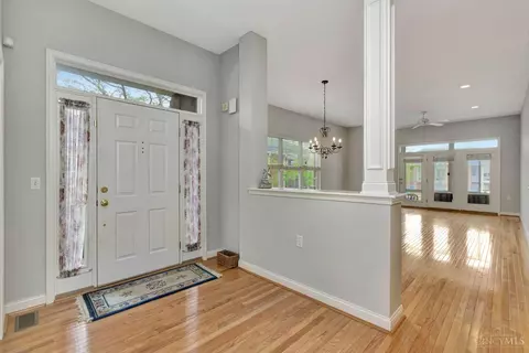 Entry Way - 8241 Abbott Ln, Cincinnati, OH 45249 photo 2 of 2