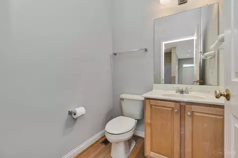 Bath - 8241 Abbott Ln, Cincinnati, OH 45249 photo 1 of 4