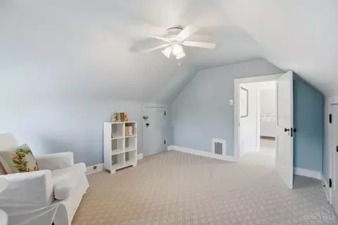 Bedroom - 3706 Broadview Dr, Cincinnati, OH 45208 photo 15 of 15