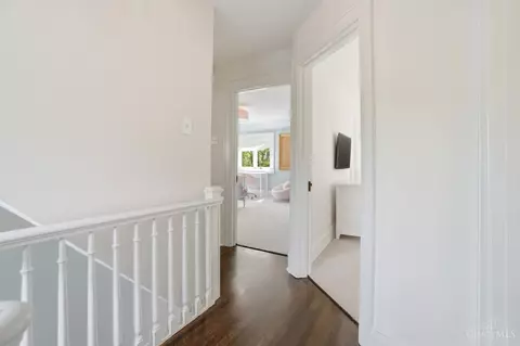 Entry Way - 3706 Broadview Dr, Cincinnati, OH 45208 photo 8 of 12