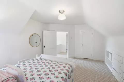 Bedroom - 3706 Broadview Dr, Cincinnati, OH 45208 photo 12 of 15