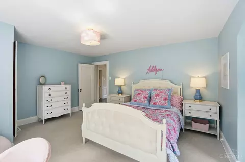 Bedroom - 3706 Broadview Dr, Cincinnati, OH 45208 photo 6 of 15