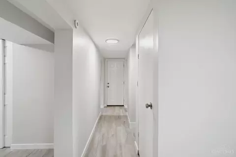 Entry Way - 10380 Hawkhurst Dr, Cincinnati, OH 45231 photo 6 of 6