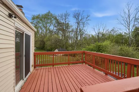 Exterior - 10380 Hawkhurst Dr, Cincinnati, OH 45231 photo 10 of 10