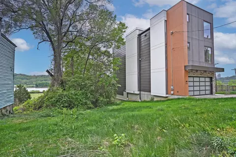 2831 Hoff Ave, Cincinnati, OH 45226