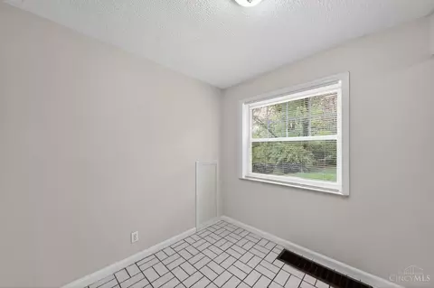Other - 1149 Madeleine Cir, Cincinnati, OH 45231 photo 1 of 9