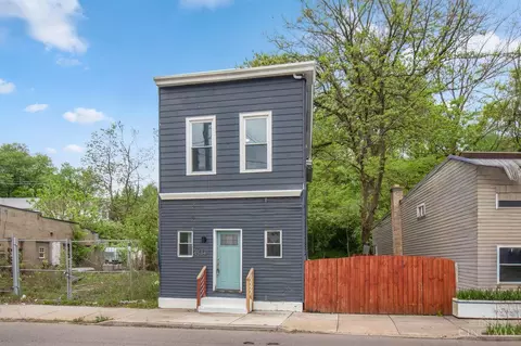 4534 Kirby Ave, Cincinnati, OH 45223