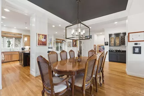 Dining - 1430 Riverside Dr, Cincinnati, OH 45202 photo 1 of 4