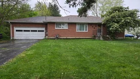 285 Fancy St, Blanchester, OH 45107