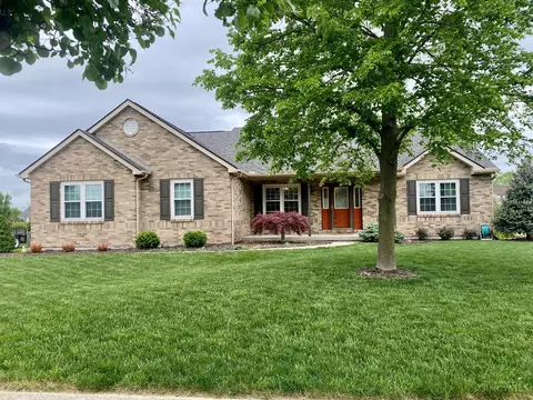 6467 Lakerun Ct, Hamilton, OH 45011
