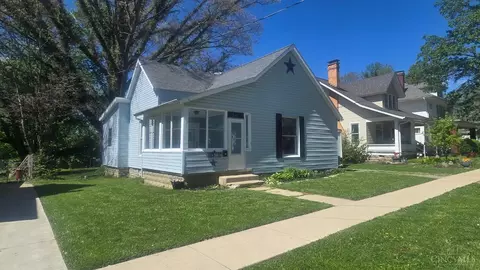 315 Center St, Blanchester, OH 45107