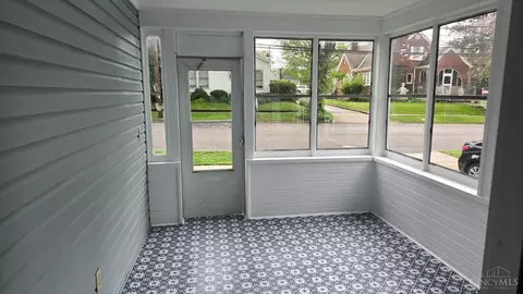 315 Center St, Blanchester, OH 45107