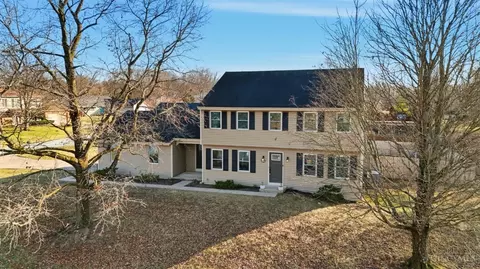 7197 Braemer Ln, West Chester, OH 45069