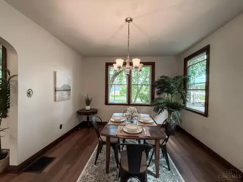 Dining - 4261 Dane Ave, Cincinnati, OH 45223 photo 2 of 3
