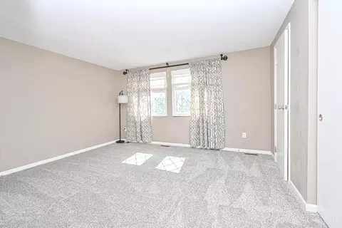 Bedroom - 465 Vancover Ct, Cincinnati, OH 45244 photo 3 of 9