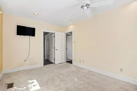 Bedroom - 3583 Cooper Rd, Blue Ash, OH 45241 photo 3 of 5