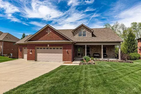3310 Fox Run Dr, Hamilton, OH 45013
