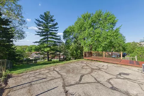 Exterior - 627 Roebling Rd, Cincinnati, OH 45238 photo 7 of 10