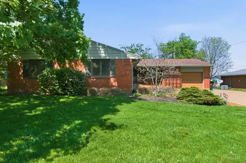 1209 Rose Bower Ave, Dayton, OH 45429