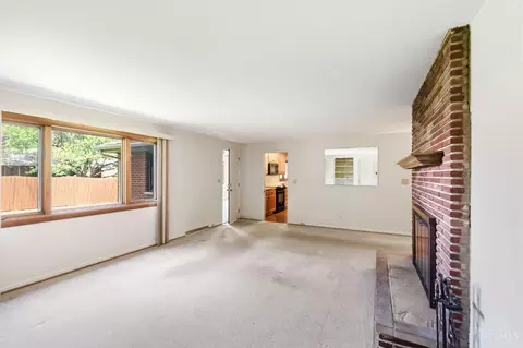 Living - 1209 Rose Bower Ave, Kettering, OH 45429 photo 4 of 8