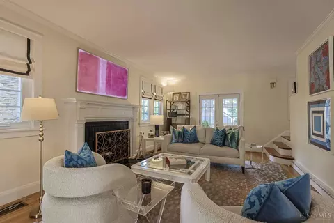 Living - 3015 Springer Ave, Cincinnati, OH 45208 photo 2 of 5