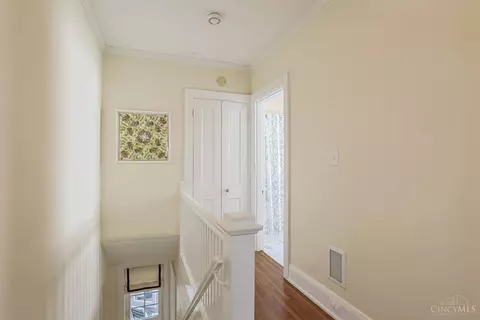 Entry Way - 3015 Springer Ave, Cincinnati, OH 45208 photo 1 of 1
