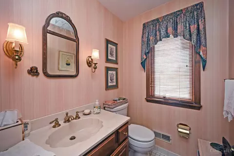 Bath - 6183 W Fork Rd, Cincinnati, OH 45247 photo 1 of 5