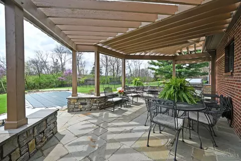 Exterior - 6183 W Fork Rd, Cincinnati, OH 45247 photo 5 of 15