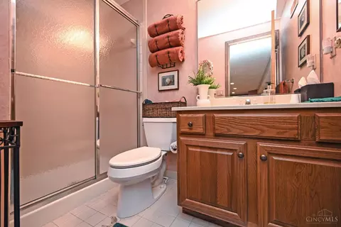 Bath - 6183 W Fork Rd, Cincinnati, OH 45247 photo 5 of 5