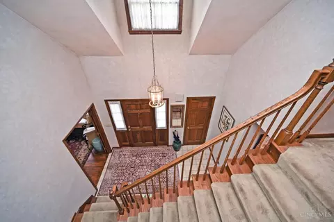 Entry Way - 6183 W Fork Rd, Cincinnati, OH 45247 photo 6 of 7