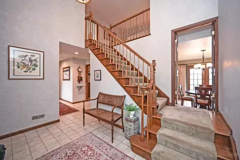 Entry Way - 6183 W Fork Rd, Cincinnati, OH 45247 photo 2 of 7