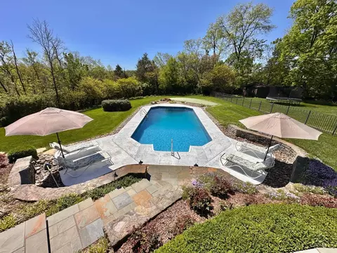 Exterior - 6183 W Fork Rd, Cincinnati, OH 45247 photo 8 of 15