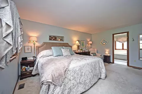 Bedroom - 6183 W Fork Rd, Cincinnati, OH 45247 photo 3 of 7