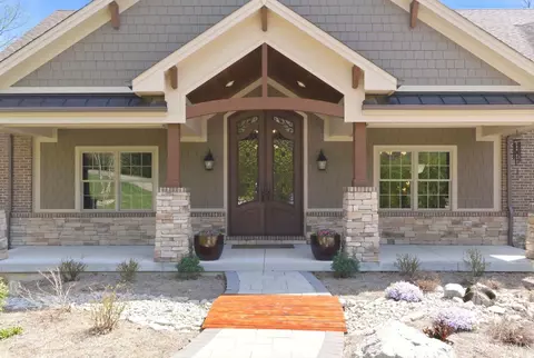 Exterior - 855 Willow Oak Ct, Springboro, OH 45066 photo 4 of 19