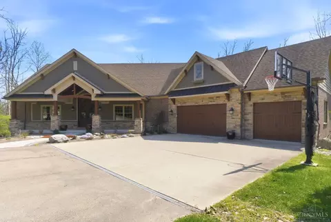 Exterior - 855 Willow Oak Ct, Springboro, OH 45066 photo 3 of 19