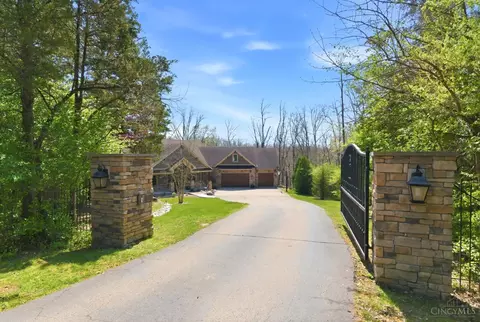 855 Willow Oak Ct, Springboro, OH 45066