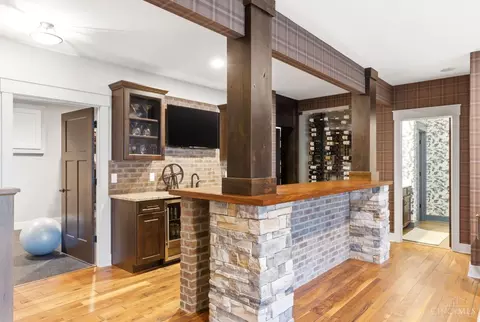 Entry Way - 855 Willow Oak Ct, Springboro, OH 45066 photo 6 of 7